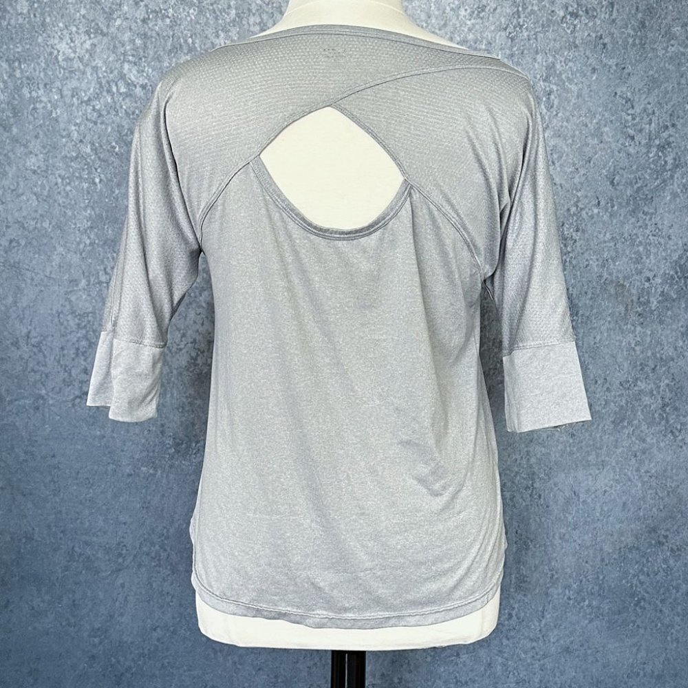 Champion Keyhole-Back Top, Size L
